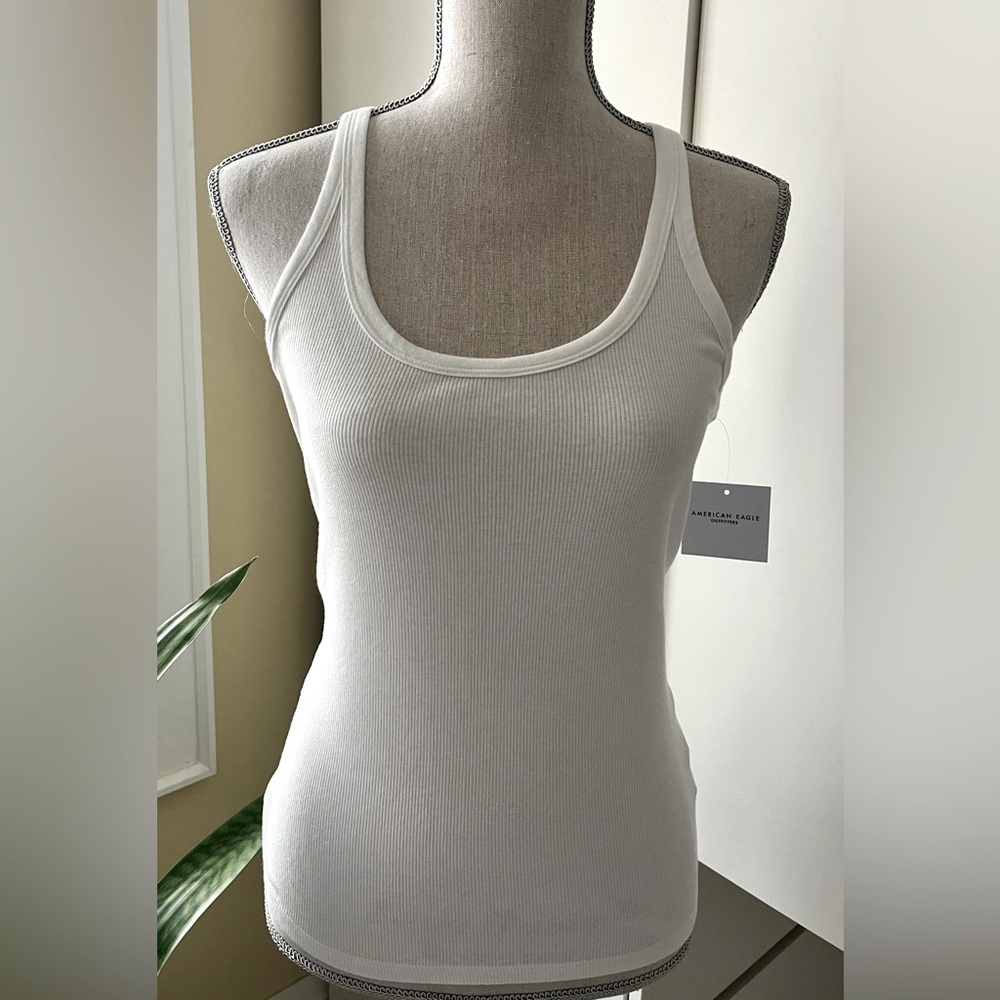 American Eagle White Ribbed Tank Top
